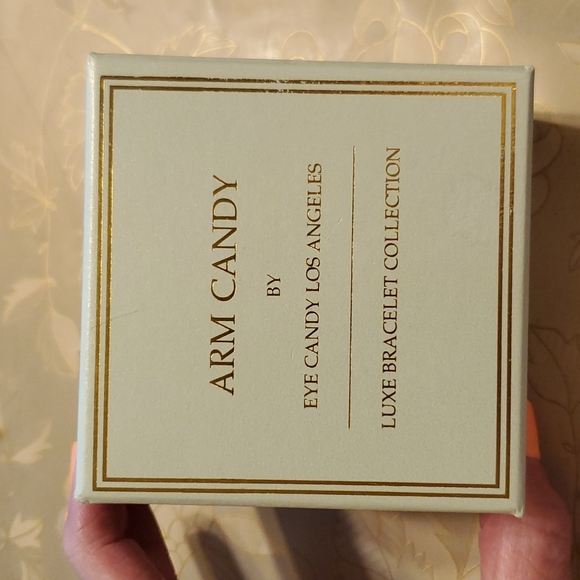 Brand new 2 bracelet arm candy - Picture 8 of 9